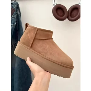 New women's fur integrated winter thick and warm snow boots, thick soled snow boots, and casual multifunctional cotton shoes