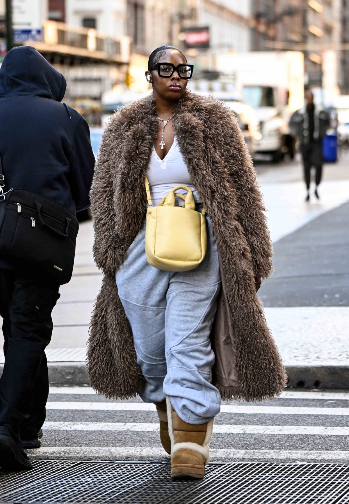 Autumn Winter New Fashion Beach Wool Faux Fur Coat For Women Suit Collar Solid Color Long Overcoat